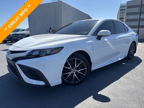 Used 2023 Toyota Camry SE w/ Protection Package (Q2) (TMS) FWD image 1