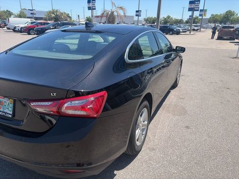 Used 2022 Chevrolet Malibu LT image 5