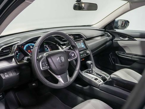 Used 2018 Honda Civic EX image 13