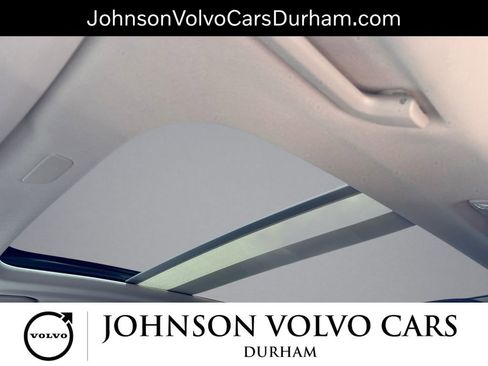 Used 2023 Volvo XC60 B5 Core w/ Climate Package AWD/4WD image 16