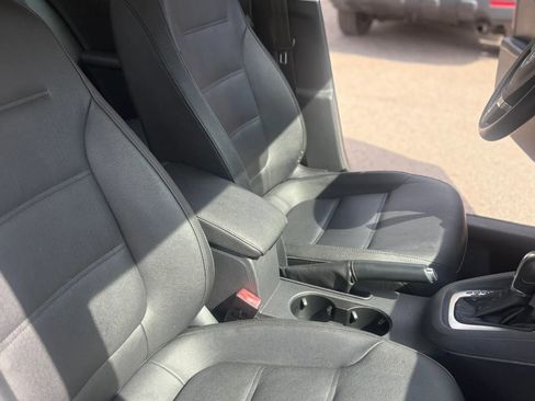 Used 2012 Volkswagen Jetta SE FWD image 29