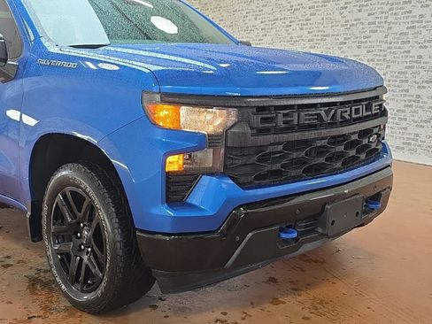 Used 2022 Chevrolet Silverado 1500 Custom w/ LPO, Dark Essentials Package image 7