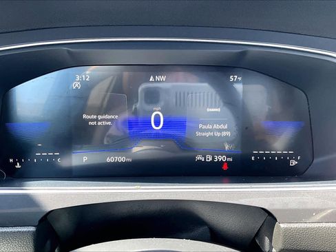 Used 2023 Volkswagen Tiguan SE image 25