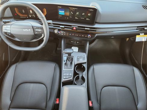 New 2026 Kia Sportage EX image 18