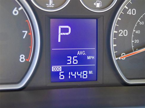 Used 2012 Hyundai Elantra GLS w/ Preferred Pkg image 30