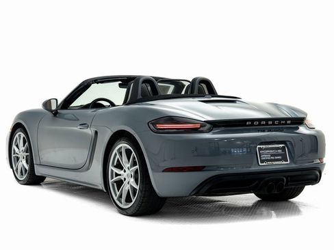 Used 2025 Porsche 718 Boxster image 3