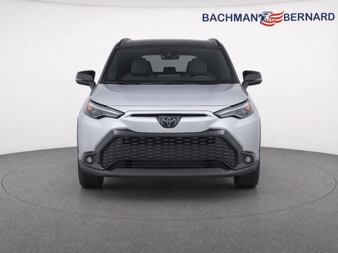 Used 2024 Toyota Corolla Cross AWD Hybrid w/ Convenience Package image 2