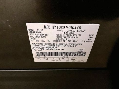 Used 2018 Ford Explorer XLT w/ Equipment Group 202A AWD/4WD image 35