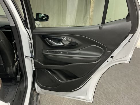 Used 2024 GMC Terrain AT4 w/ LPO, 'HIT The Road' Package AWD/4WD image 34