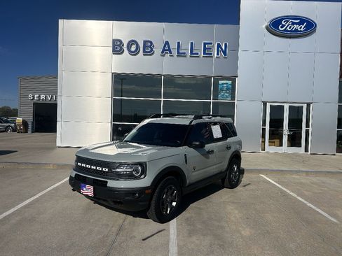 Used 2023 Ford Bronco Sport Badlands image 1