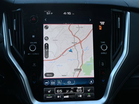 Used 2022 Subaru Outback Premium image 17