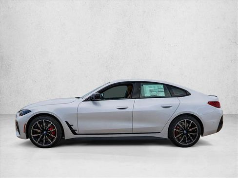 New 2026 BMW 430i xDrive w/ M Sport Package AWD/4WD image 8