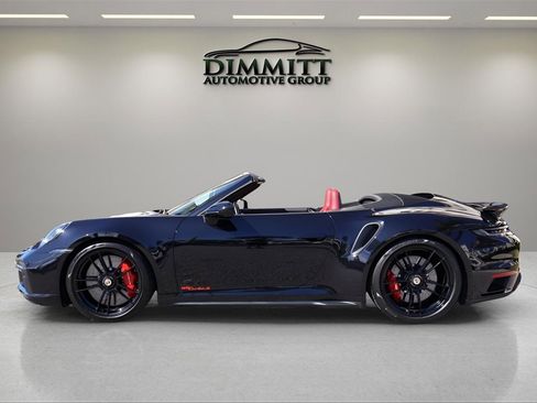 Used 2022 Porsche 911 Turbo S image 3