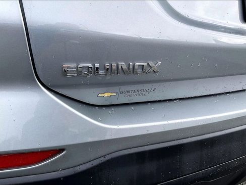 Used 2023 Chevrolet Equinox LS AWD/4WD image 8