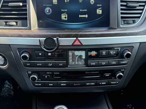 Used 2015 Hyundai Genesis 3.8 w/ Option Group 04 RWD image 11