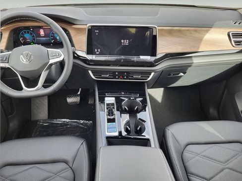 New 2026 Volkswagen Atlas SE AWD/4WD image 16