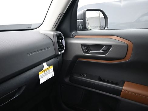 New 2025 Ford Bronco Sport Outer Banks w/ Outer Banks Tech Package+ image 18