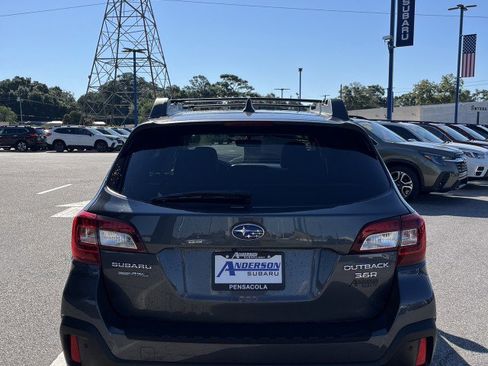 Used 2019 Subaru Outback 3.6R Limited image 4