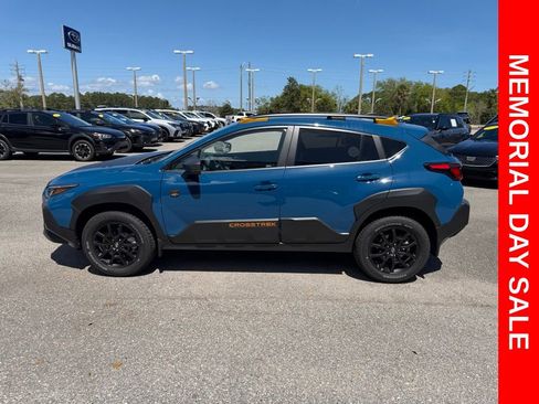 Used 2025 Subaru Crosstrek 2.5i Wilderness AWD/4WD image 11