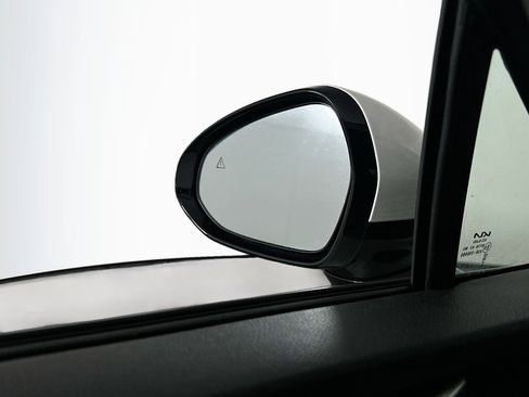 Used 2025 Kia K5 LXS image 16