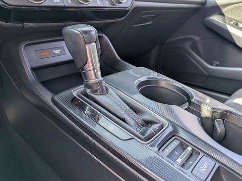 Used 2023 Honda Civic Sport image 11