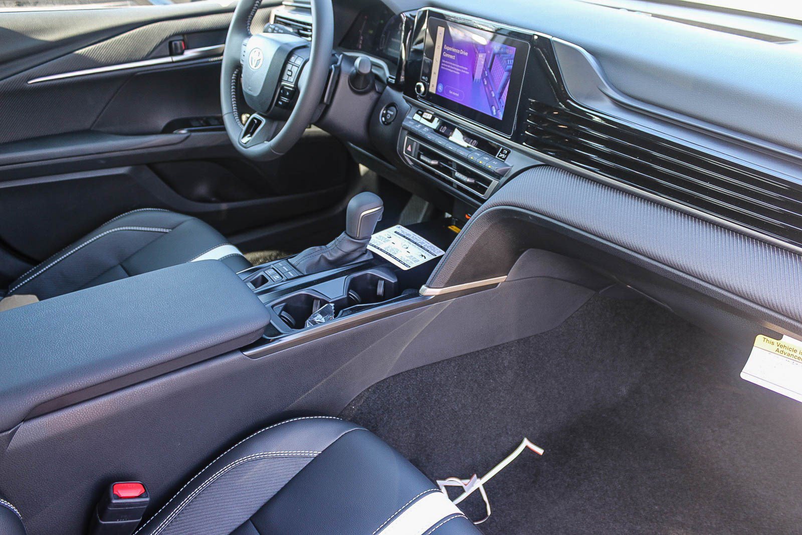New 2026 Toyota Camry SE FWD image 19
