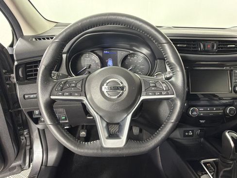 Used 2022 Nissan Rogue Sport SV AWD/4WD image 28