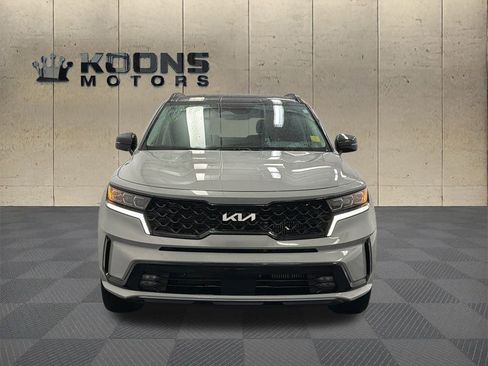 Used 2023 Kia Sorento SX image 3
