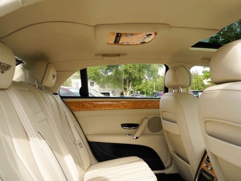 Used 2014 Bentley Flying Spur W12 AWD/4WD image 40