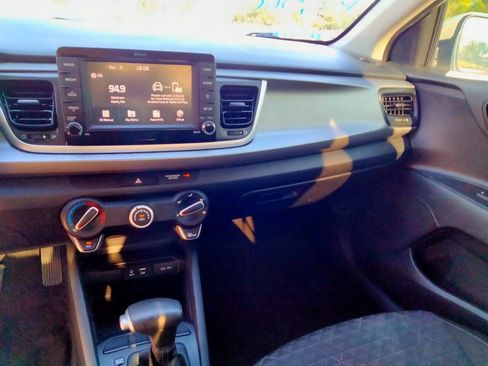 Used 2020 Kia Rio LX FWD image 17