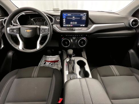 Used 2025 Chevrolet Blazer LT AWD/4WD image 21