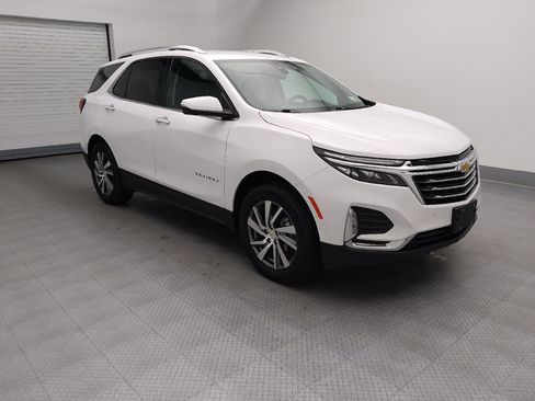 Used 2024 Chevrolet Equinox Premier AWD/4WD image 11