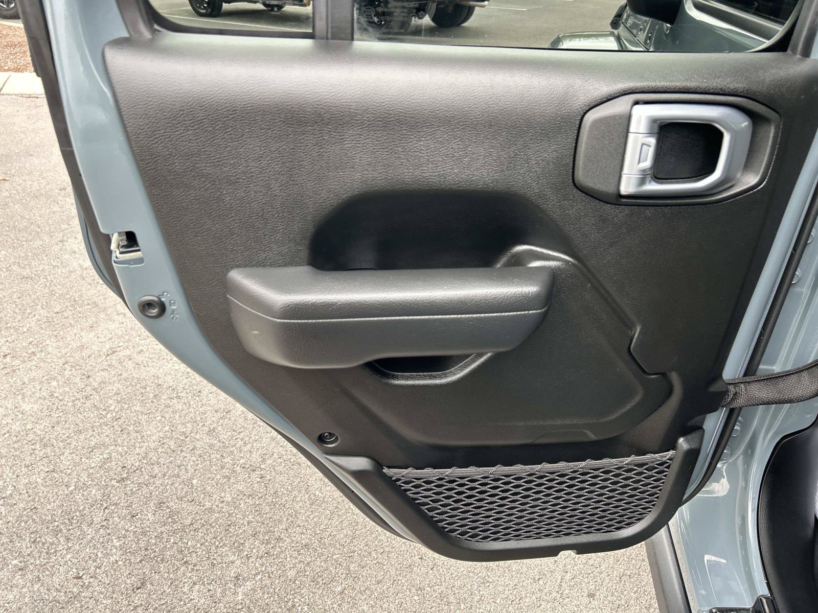 Used 2025 Jeep Gladiator Sport AWD/4WD image 25
