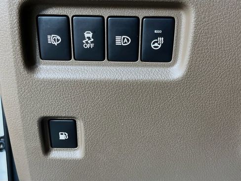 Used 2021 Lexus GX 460 Luxury w/ Sport Design Package AWD/4WD image 13