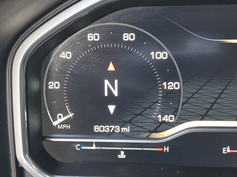 Used 2024 GMC Sierra 2500 AT4 w/ AT4 Premium Plus Package image 10