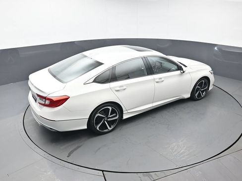 Used 2021 Honda Accord EX image 39