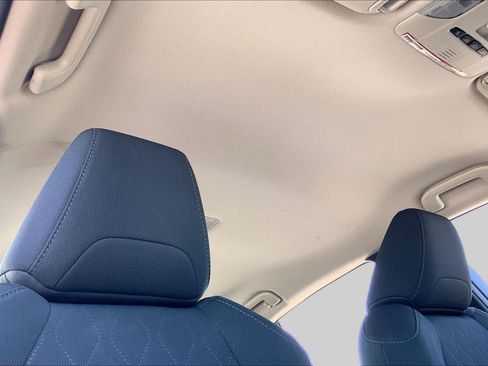 Used 2022 Toyota Corolla LE FWD image 14
