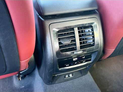 Used 2023 BMW X3 sDrive30i w/ M Sport Package image 25