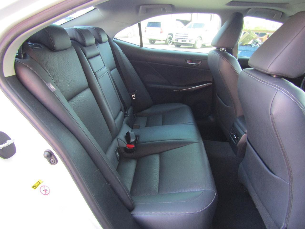 Used 2015 Lexus IS 250 RWD image 13