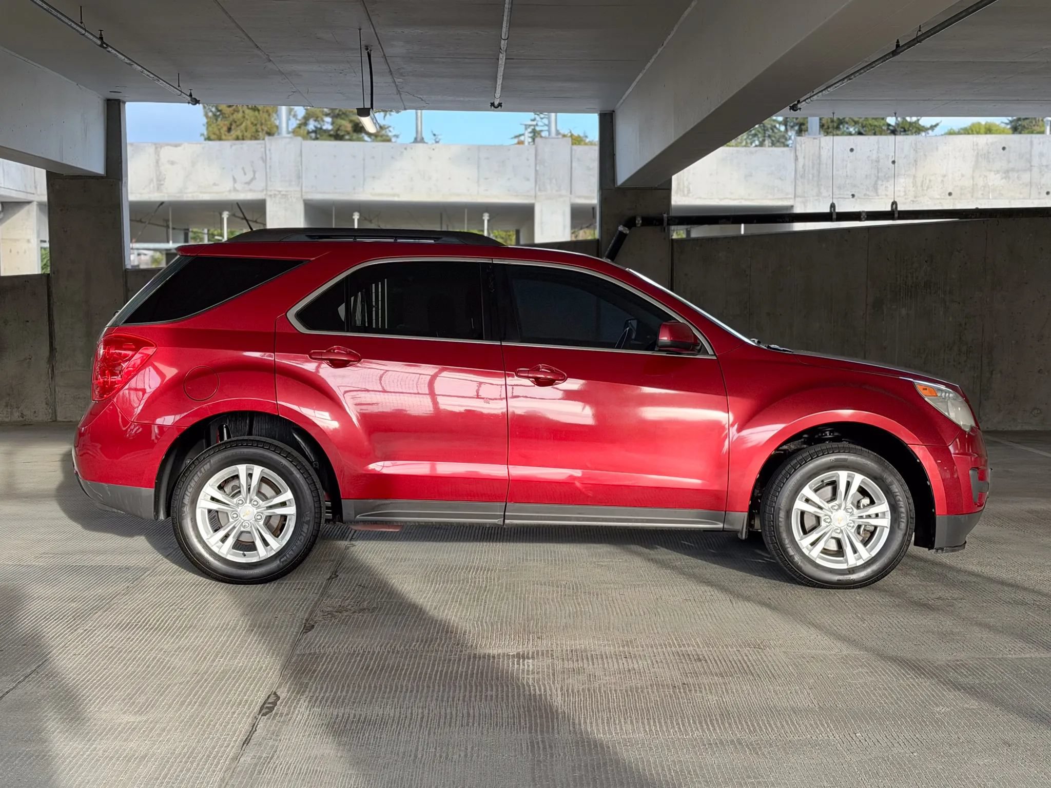Used 2014 Chevrolet Equinox LT FWD image 4