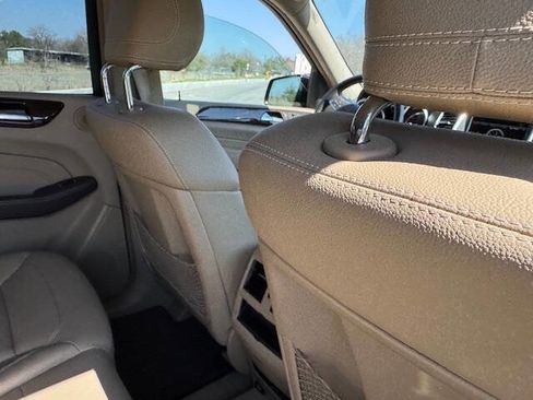 Used 2013 Mercedes-Benz ML 350 2WD image 21