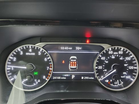 Used 2025 Nissan Pathfinder SV image 11