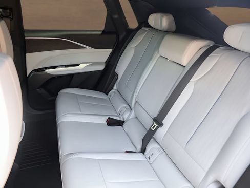 Certified 2024 Cadillac Lyriq Sport AWD/4WD image 21