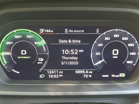 Used 2023 Audi Q4 e-tron Premium w/ Convenience Package image 28