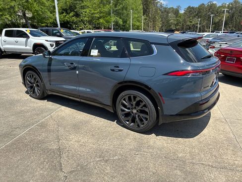 New 2026 Toyota Crown Signia AWD/4WD image 3