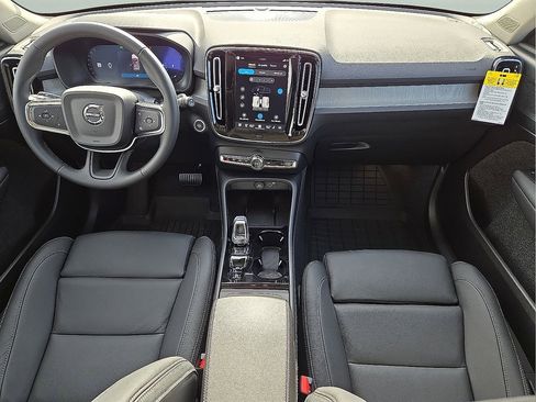 New 2026 Volvo XC40 B4 Plus w/ Protection Package Premier image 17