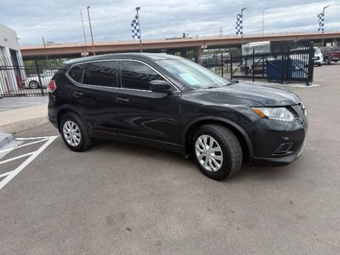 Used 2016 Nissan Rogue S FWD image 14