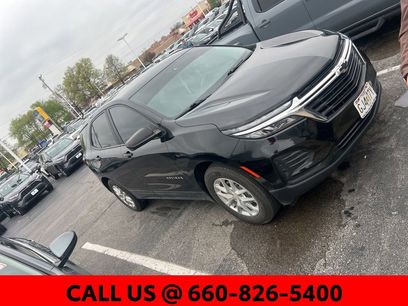 Used 2022 Chevrolet Equinox LS w/ LS Convenience Package