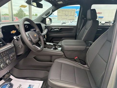 New 2026 Chevrolet Tahoe Premier w/ Sun And Tow Package AWD/4WD image 13