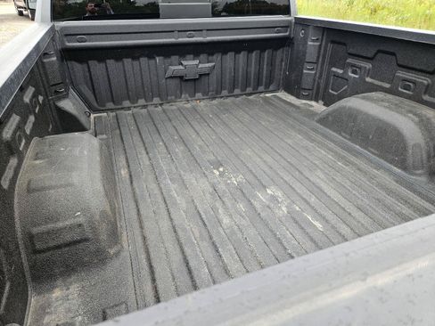 Used 2021 Chevrolet Silverado 1500 LT Trail Boss w/ Convenience Package II AWD/4WD image 11